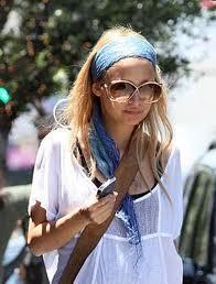 Adiós bufandas, hola pañuelos (II): Cóm usarlos y pañuelos estampados. Adiós bufandas, hola pañuelos (II): Cóm usarlos y pañuelos estampados.