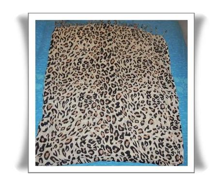 Adiós bufandas, hola pañuelos (II): Cóm usarlos y pañuelos estampados.