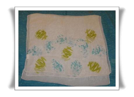 Adiós bufandas, hola pañuelos (II): Cóm usarlos y pañuelos estampados.