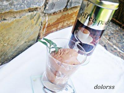 HELADO DE CHOCOLATE AL AROMA DE CAFÉ