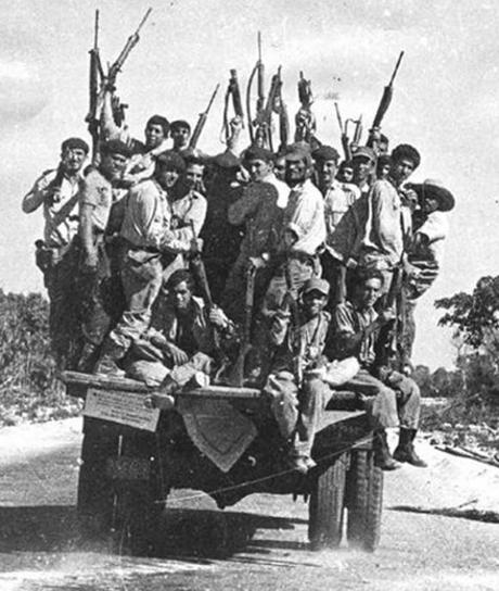 Milicianos en Girón. Foto: Raúl Corrales