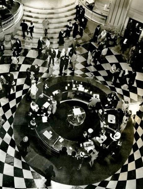 Grand Hotel, 1932