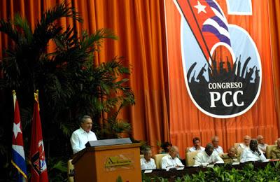 Informe al VI Congreso del PCC presentado por Raúl Castro (+ video y pdf inglés, portugués y francés)
