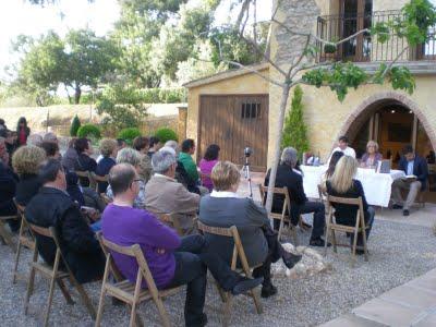 .:La crónica y prensa presentación Valls 16 de Abril Tres profecías:.