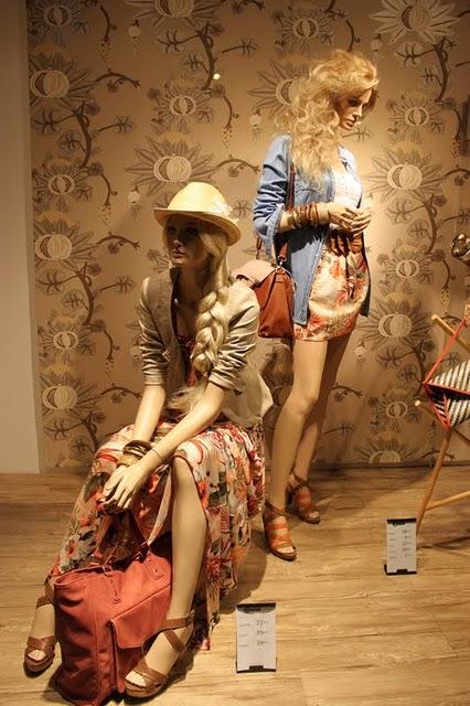 Moving Mirror and Windows