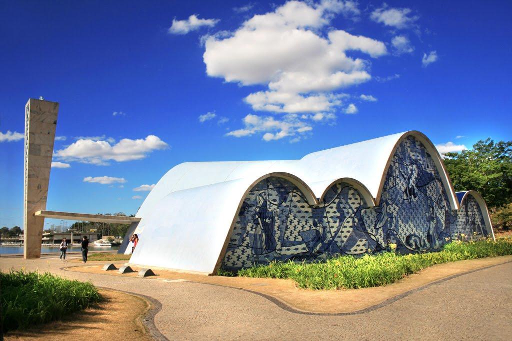 SC 151: Lazos de Sangre.Niemeyer en Pampulha y Zaha Hadid en Glasgow