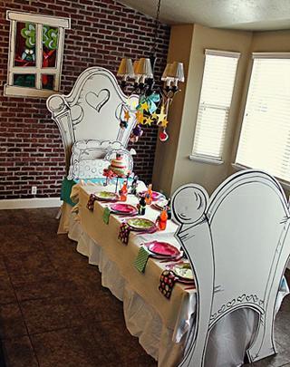 Una mesa “nocturna”