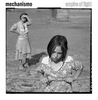 MECHANISMO / EMPIRE OF LIGHT