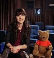 ZOOEY DESCHANEL FORMA PARTE DEL SOUNDTRACK DE WINNIE THE POOH