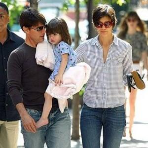Tom Cruise regala $5 millones a su hija
