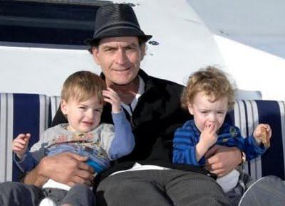 Charlie Sheen perdió custodia de sus hijos