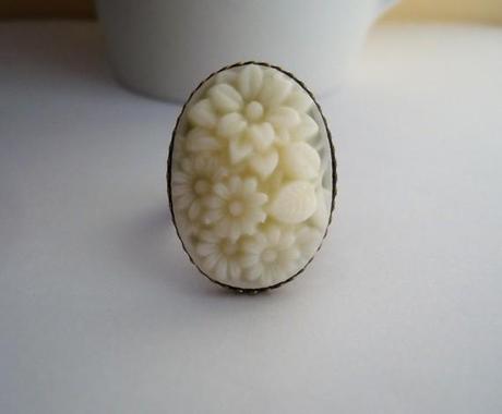 ANILLO BOUQUET MARFIL