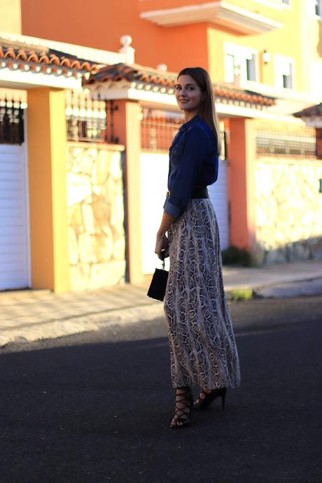 SNAKE SKIRT SNAKE SKIRT