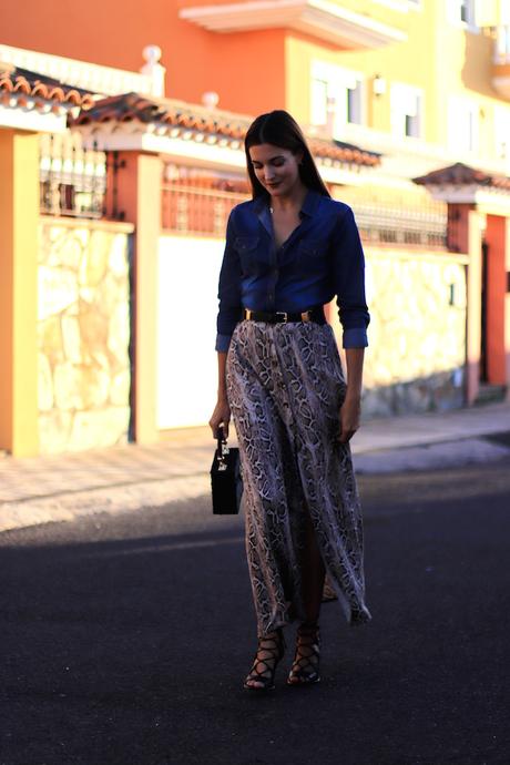 SNAKE SKIRT SNAKE SKIRT