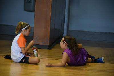 Galería de capturas del Bàsquet Femení Sant Adrià-Ibaeta