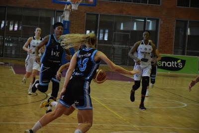 Galería de capturas del Bàsquet Femení Sant Adrià-Ibaeta