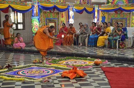 Los Procedimientos De Athi Rudra Maha Yagna, Navarathri Homa Y Durga Pooja