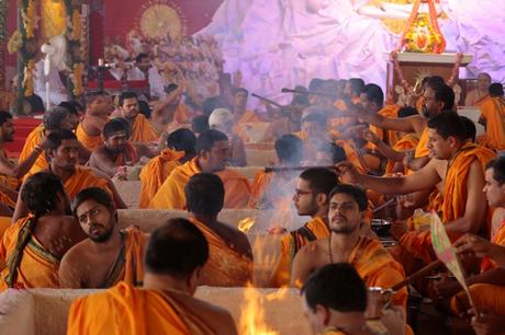 Los Procedimientos De Athi Rudra Maha Yagna, Navarathri Homa Y Durga Pooja