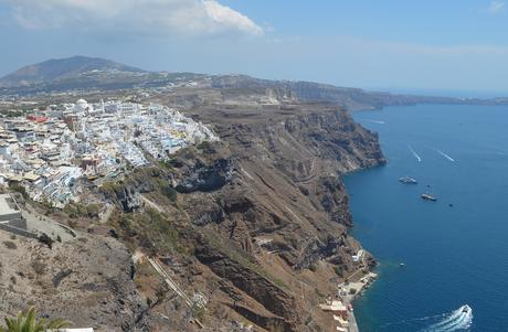 Santorini, la isla de las cúpulas y los atardeceres mágicos