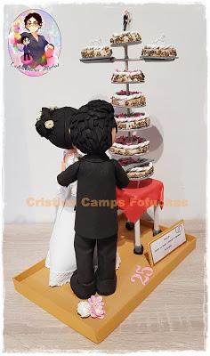 FOFUCHOS NOVIOS CON TARTA