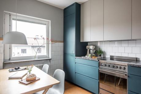 INSPIRÁTE: 2 ideas de cocina office de color ¿te atreves?