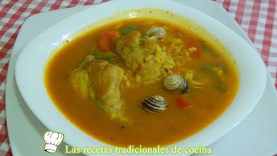 Receta fácil de arroz caldoso de conejo y caracoles