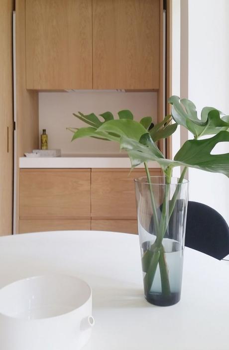 Máximo espacio de almacenaje con mobiliario a medida de suelo a techo en Barcelona