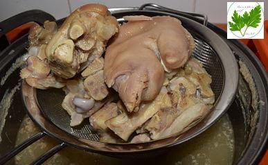 Manitas de Cerdo con Garbanzos y Jabuguitos