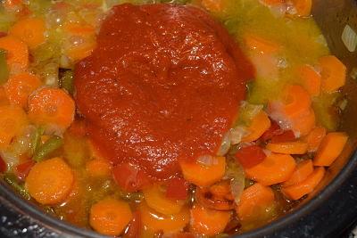 Manitas de Cerdo con Garbanzos y Jabuguitos