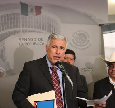 HACEMOS AEROPUERTOS EN LOS LAGOS, HACEMOS CASAS EN LAS BARRANCAS Y AL FINAL EL DESASTRE: SENADOR JOSÉ NARRO CÉSPEDES