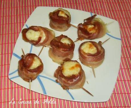 Tapa de patatas, queso y beicon