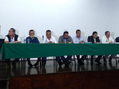 SÍ AL AEROPUERTO EN TEXCOCO, SE PRONUNCIAN EMPRESARIOS Y PRODUCTORES CAMPESINOS