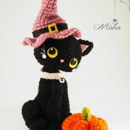 http://www.tarturumies.com/2016/10/21/amigurumi-patron-gatita-misha-halloween/