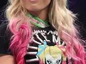 Alexa bliss estará Evolution esta lesión