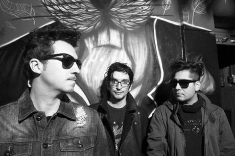 De Saloon vuelve a su sonido clásico con el nuevo single “Látigo de fuego”