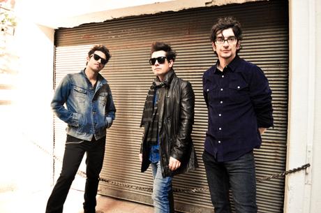 De Saloon vuelve a su sonido clásico con el nuevo single “Látigo de fuego”