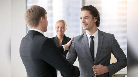 Transformando la Confianza en una Ventaja Competitiva Transformando la Confianza en una Ventaja Competitiva