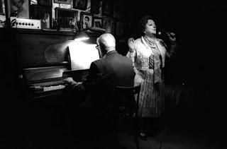 JUGUETES ROTOS (España, 1966) Documental, Drama, Biografía