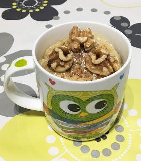 Mug cake de plátano y nueces