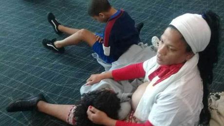 Detienen la deportación de la cubana embarazada con tres hijos que no quiere volver a Cuba