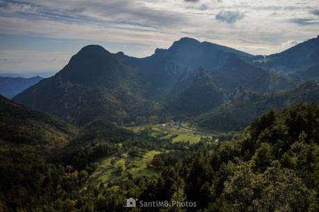 Descubriendo la Serra del Catllaràs desde Sant Romà de la Clusa