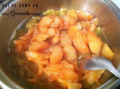 Queso empanado con salsa de membrillo. Juego de blogueros 2.0 Queso empanado con salsa de membrillo. Juego de blogueros 2.0