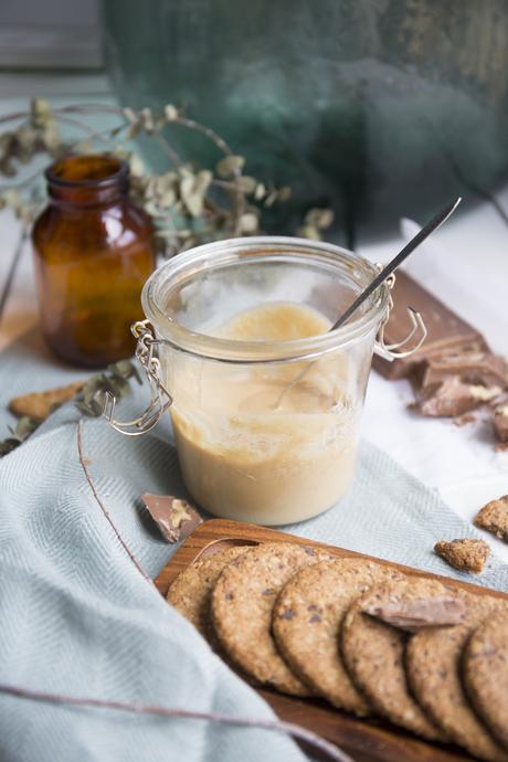 Mantequilla de cacahuete casera Mantequilla de cacahuete casera