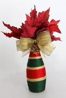 Aprende cómo decorar botellas navideñas con cuerda de henequén