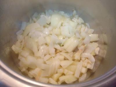 CARRILLADAS IBERICAS DE CERDO CON SALSA DE PIMIENTOS DEL PIQUILLO CARRILLADAS IBERICAS DE CERDO CON SALSA DE PIMIENTOS DEL PIQUILLO