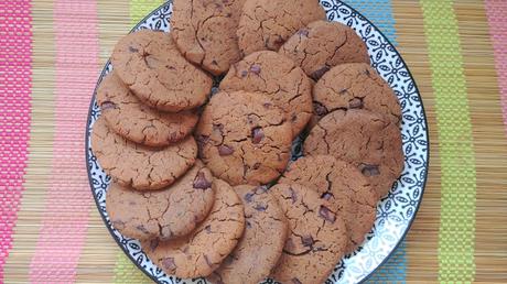 Galletas veganas de garbanzos con chocolate