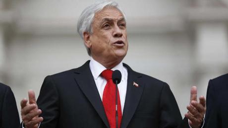 Sebastián Piñera dejará de decir chistes machistas: “Me rindo”