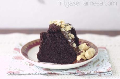 BUNDT CAKE DE CHOCOLATE Y CAFÉ [Y un poco de hambre]