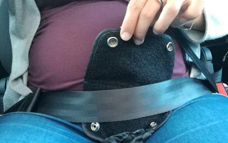 Cinturón de coche para embarazadas: adaptador para el cinturón durante el embarazo