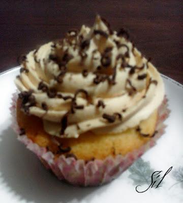 CUPCAKES DE NARANJA Y CHOCOLATE